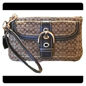 Coach Medium Wristlet